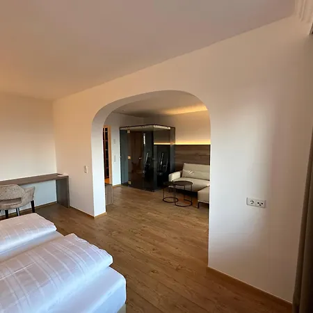 Royal Hinterhuber Otel 4*